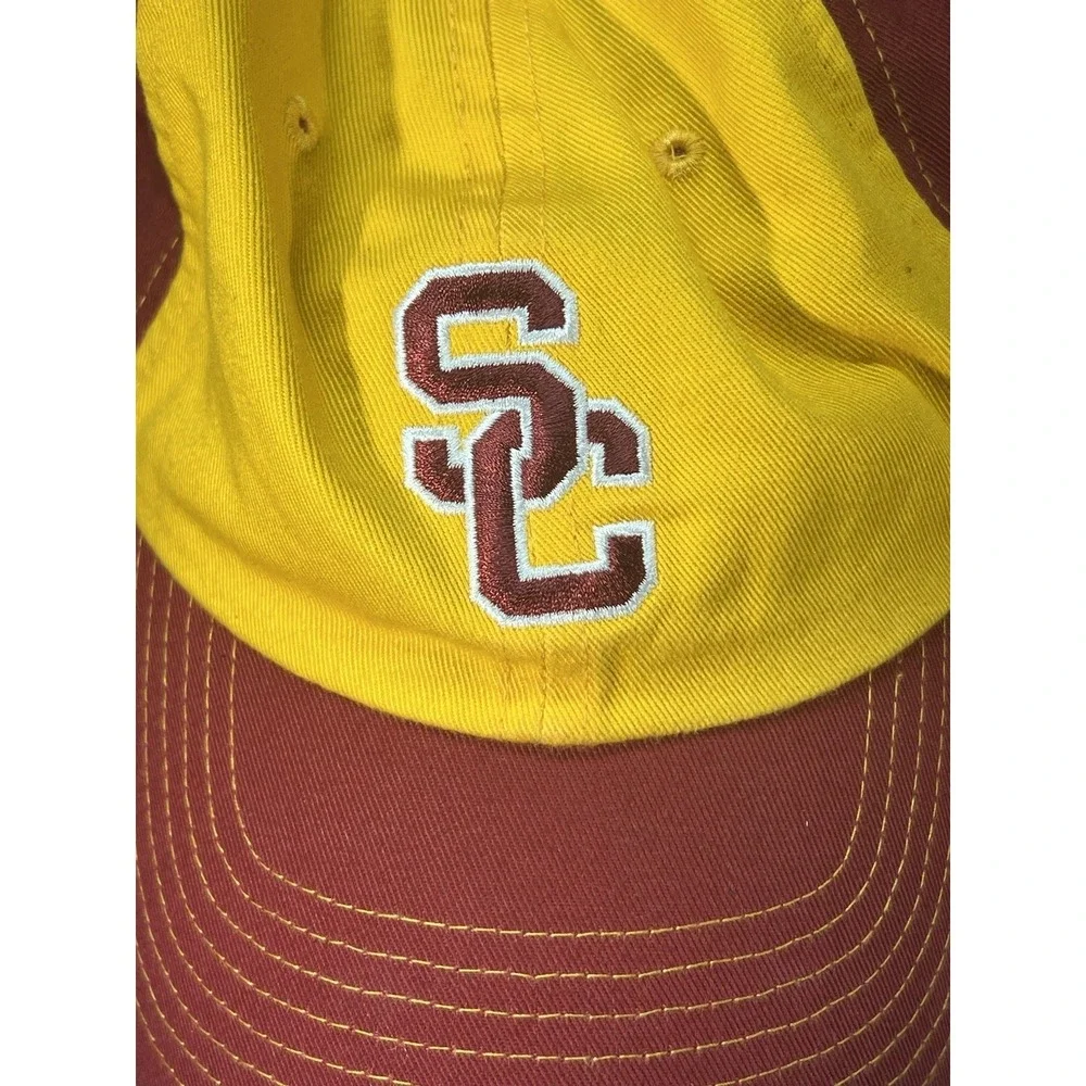 Nike NCAA University Of South California Hat‎ Adjustable USC Red Yellow